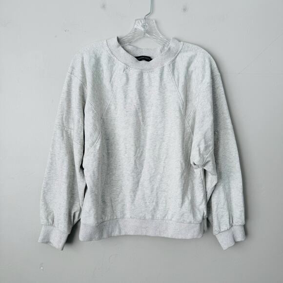 Merokeety Sweaters - Merokeety Gray Crew Neck Pullover Sweater Women’s Size M